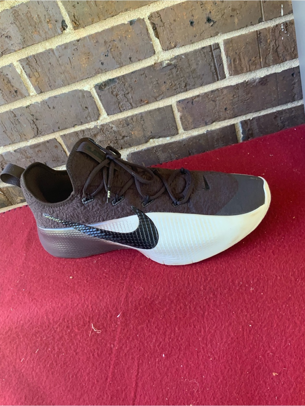 Nike Men’s Brown, White & Black Knit Training Sneaker